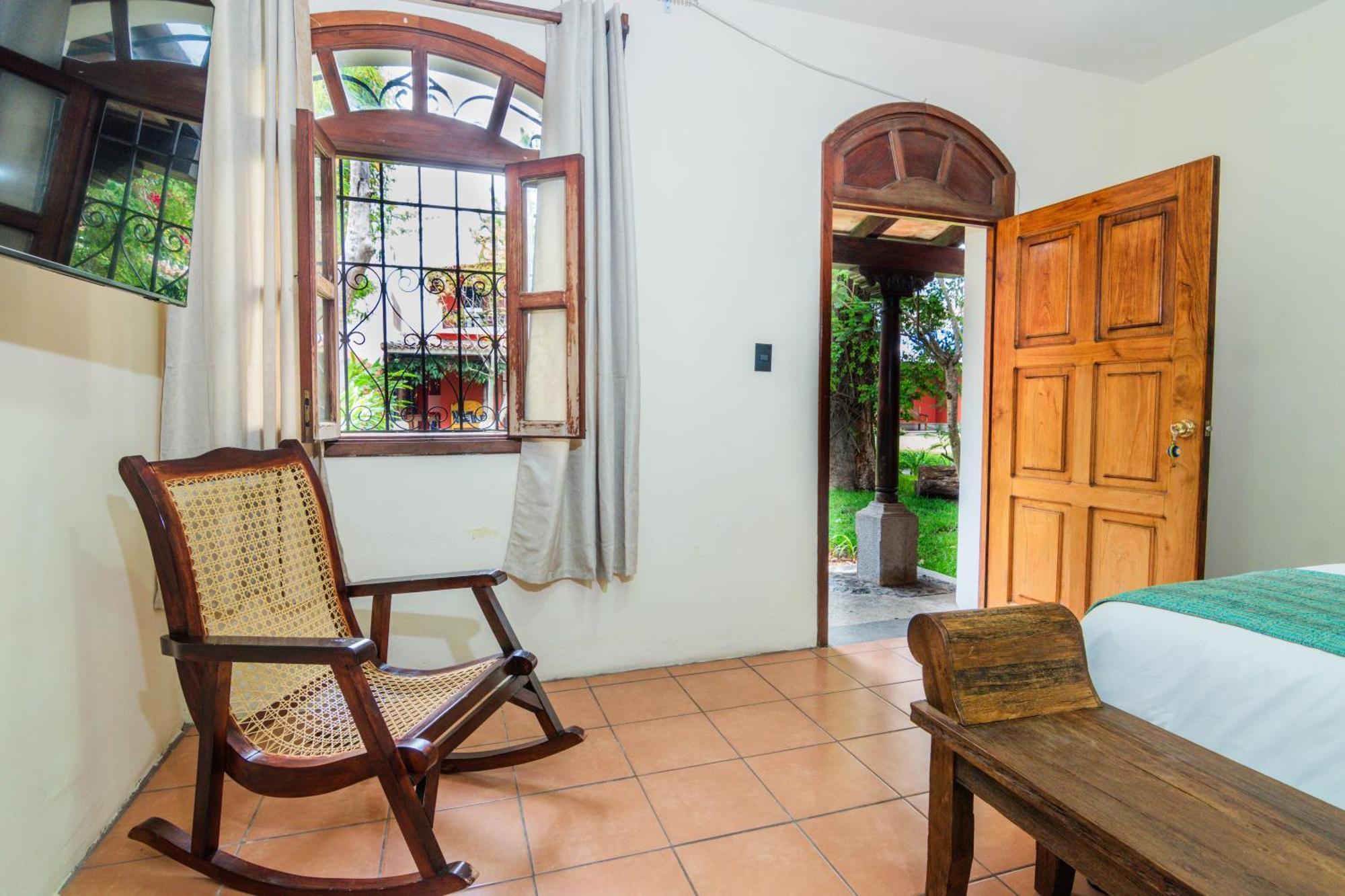 Bed and Breakfast Santa Margarita à Antigua Extérieur photo